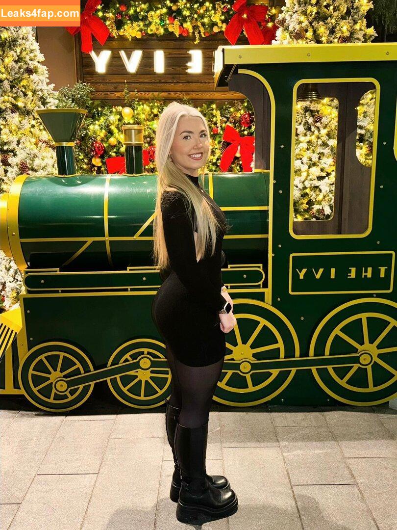 Beth Tucker / betht.fit leaked photo photo #0097