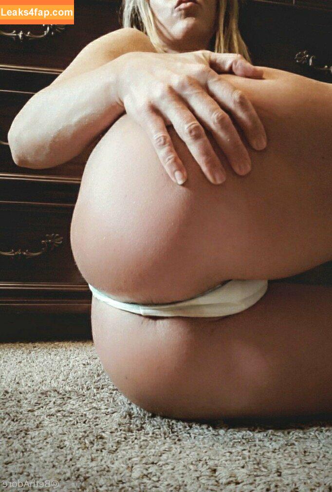 bethadore / bethmaria465 leaked photo photo #0039