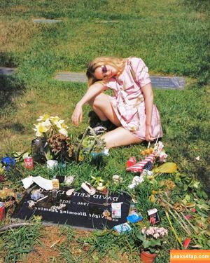 Betsey Brown photo #0006