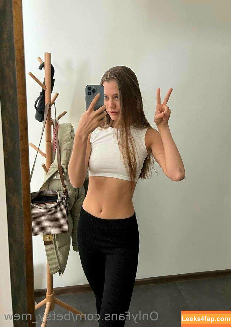 betsy_mew / betsy leaked photo photo #0080