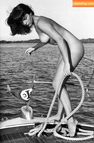 Bettie Page photo #0001