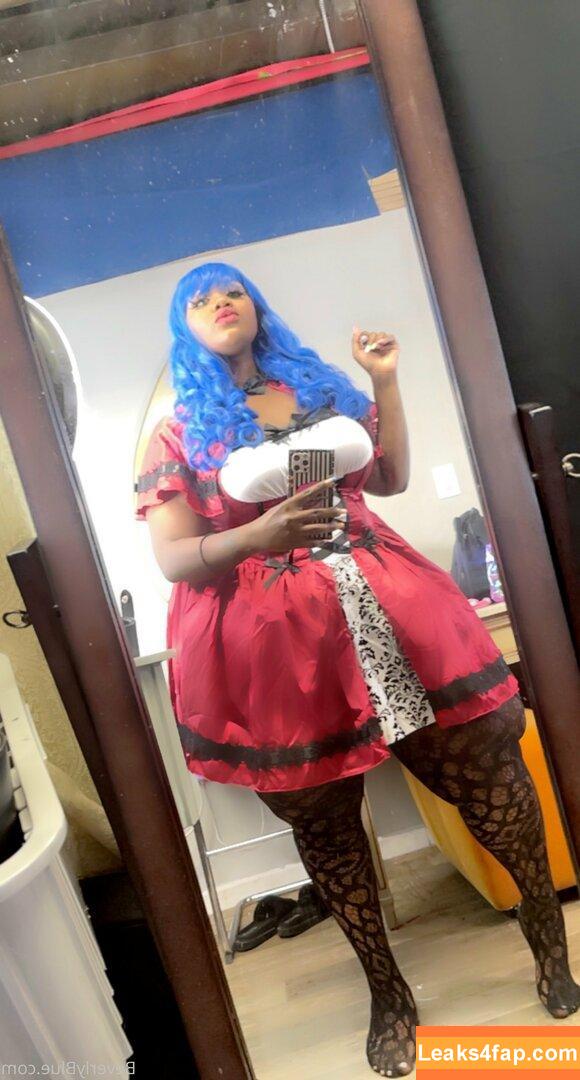 beverlyblue3x / beverlyblueofficial leaked photo photo #0002