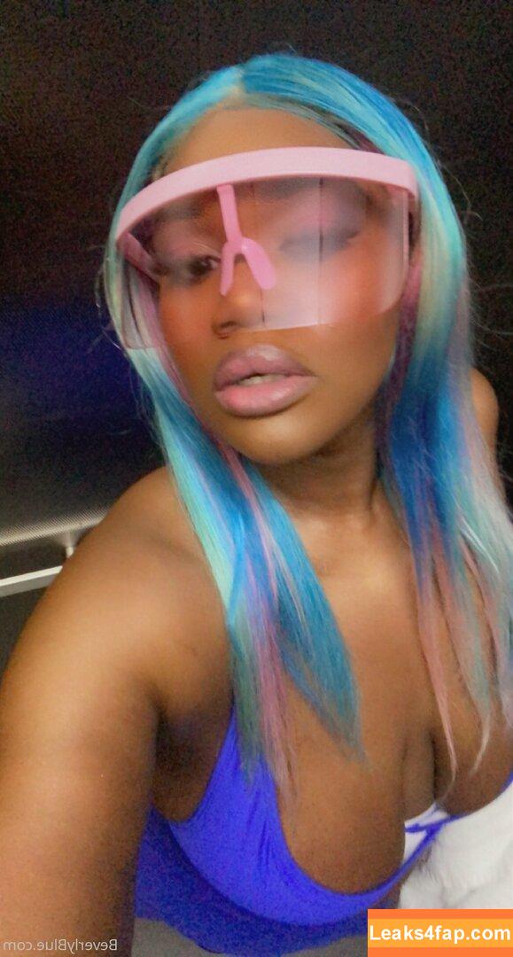 beverlyblue3x / beverlyblueofficial leaked photo photo #0013