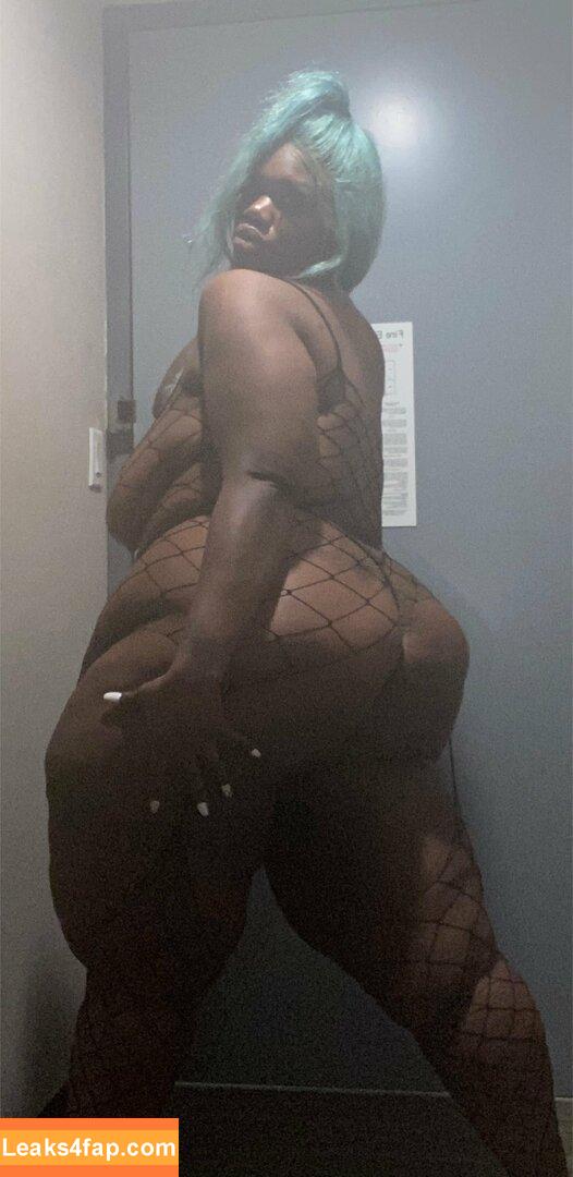 beverlyblue3x / beverlyblueofficial leaked photo photo #0049