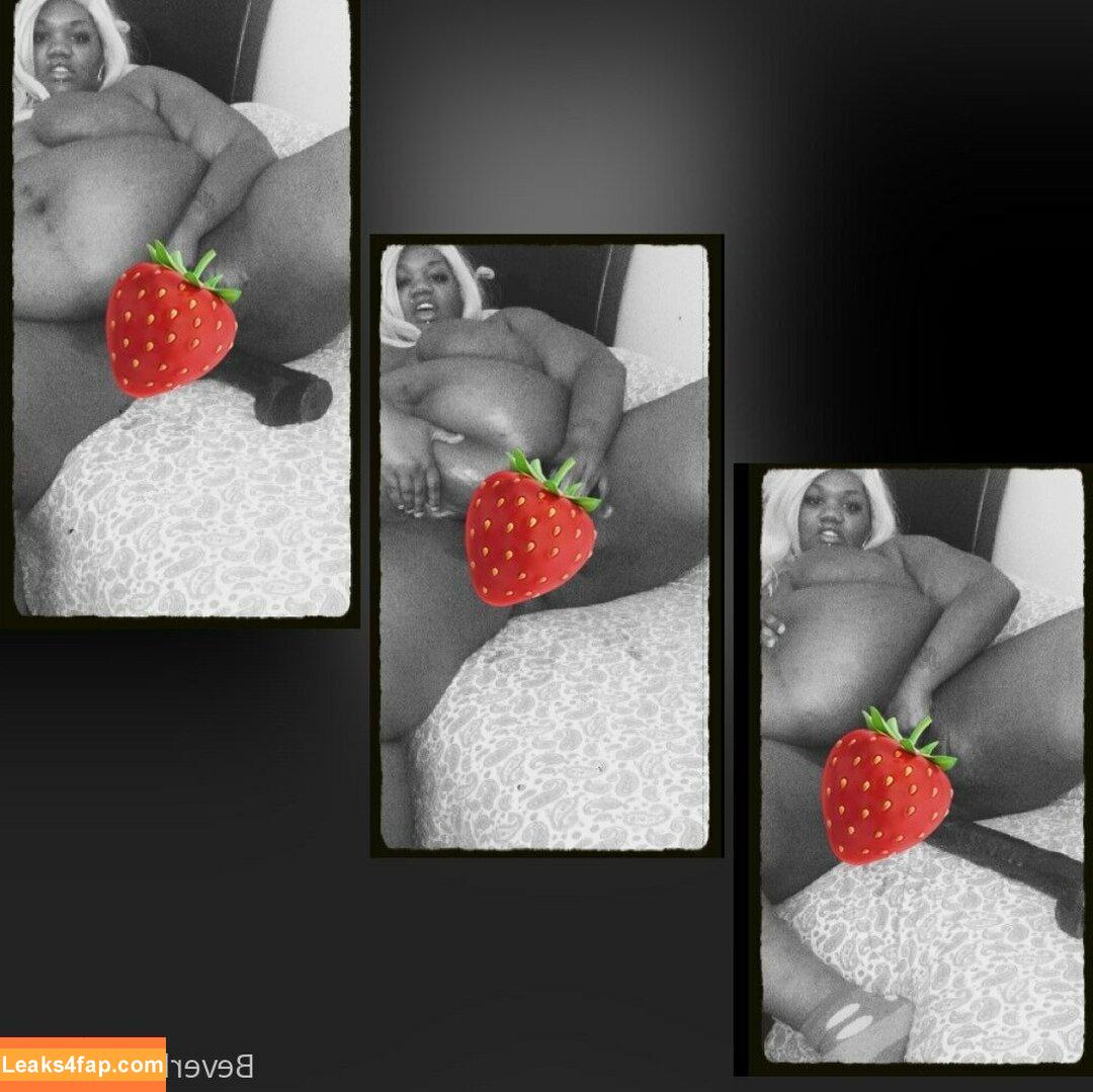 beverlyblue3x / beverlyblueofficial leaked photo photo #0109