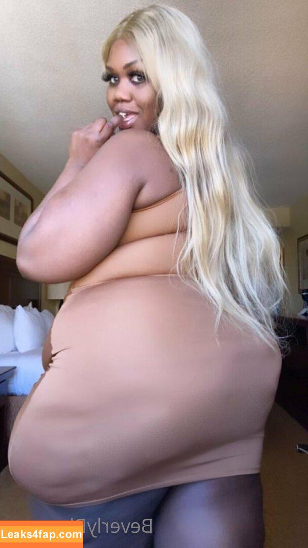 beverlyblue3x / beverlyblueofficial leaked photo photo #0141
