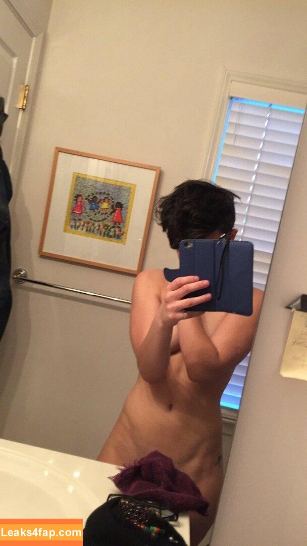 Bex Taylor-Klaus / bex_tk leaked photo photo #0021