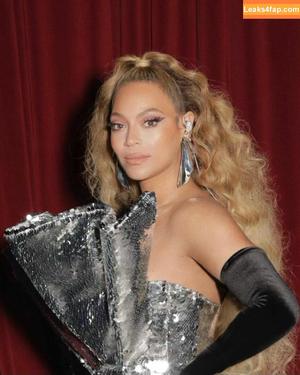 Beyonce photo #0239