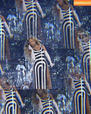 Beyonce photo #0350