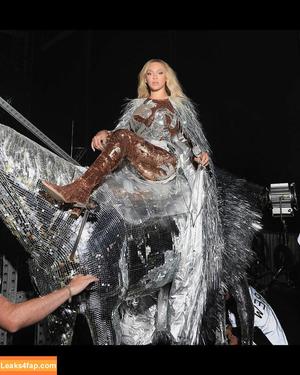 Beyonce photo #0376