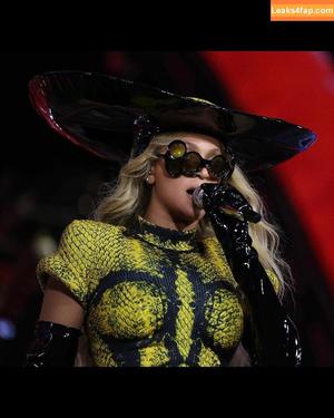 Beyonce photo #0411