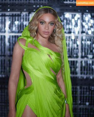 Beyonce photo #0440