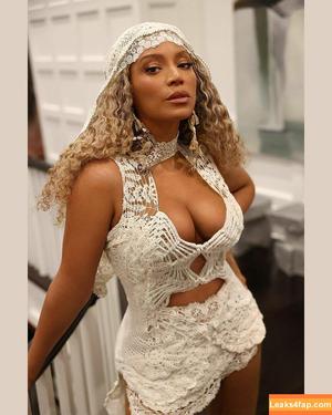 Beyonce photo #0975