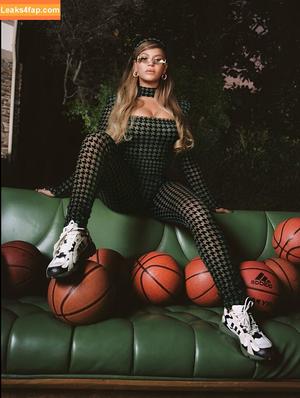 Beyonce photo #1227