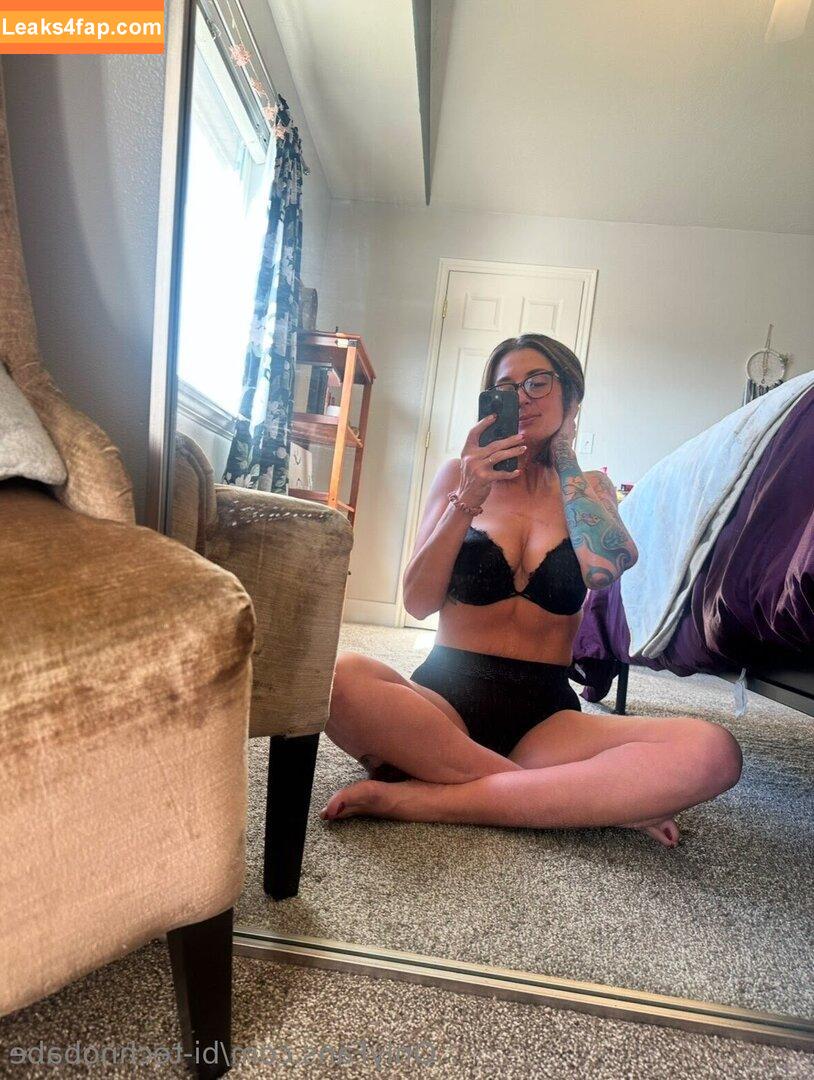 bi-technobabe / danielaxcosta leaked photo photo #0056