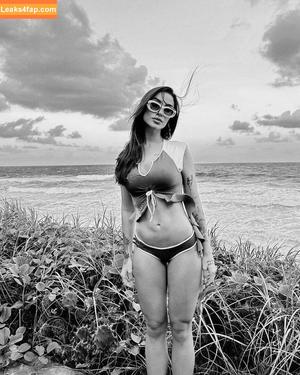 Bianca Andrade photo #0047