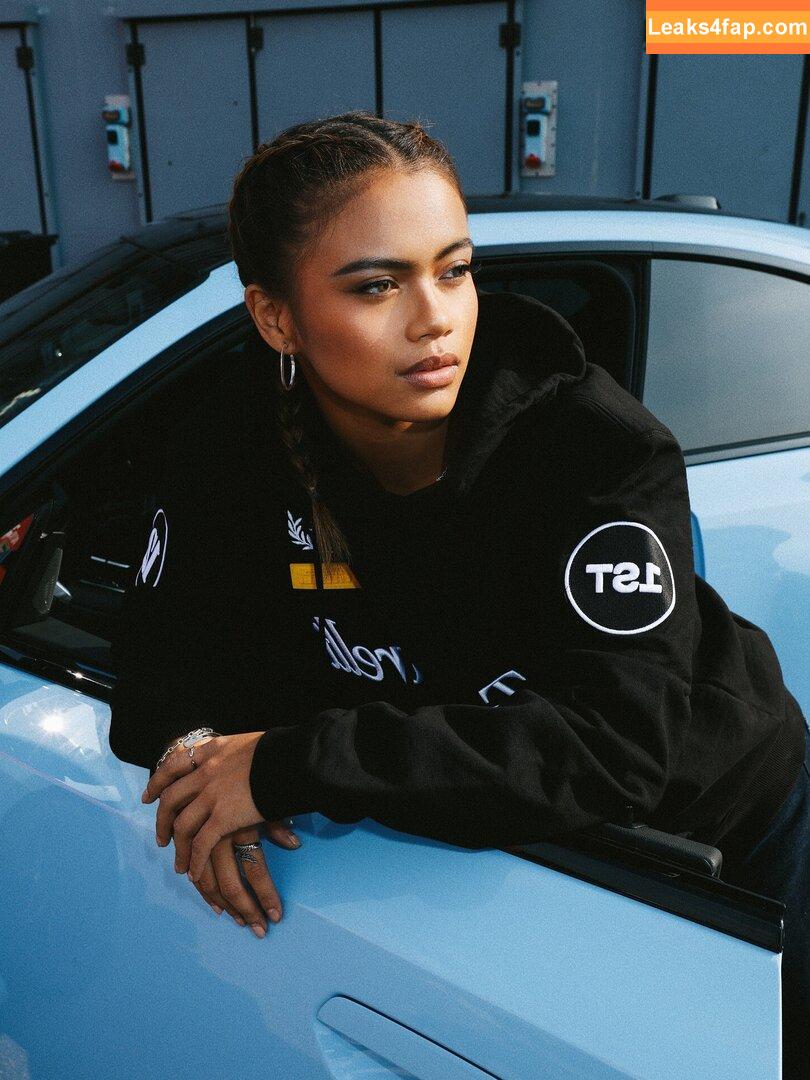 Bianca Bustamante / Racerbia слитое фото фото #0141