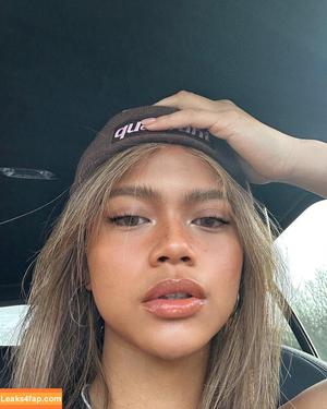 Bianca Bustamante photo #0126