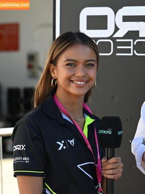 Bianca Bustamante photo #0139