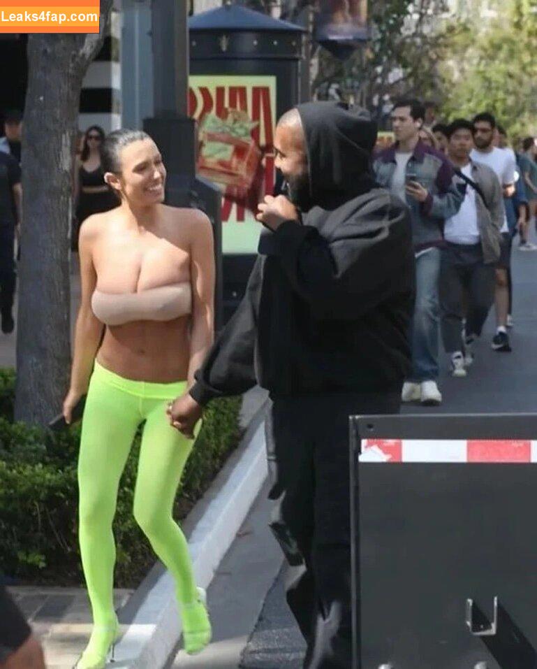 Bianca Censori / bianca.censori_official / biancacensori_official слитое фото фото #0255