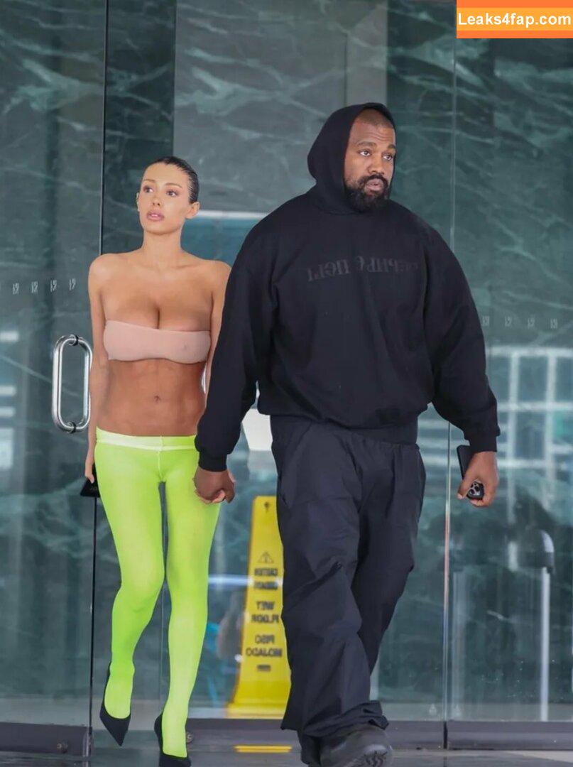 Bianca Censori / bianca.censori_official / biancacensori_official слитое фото фото #0258