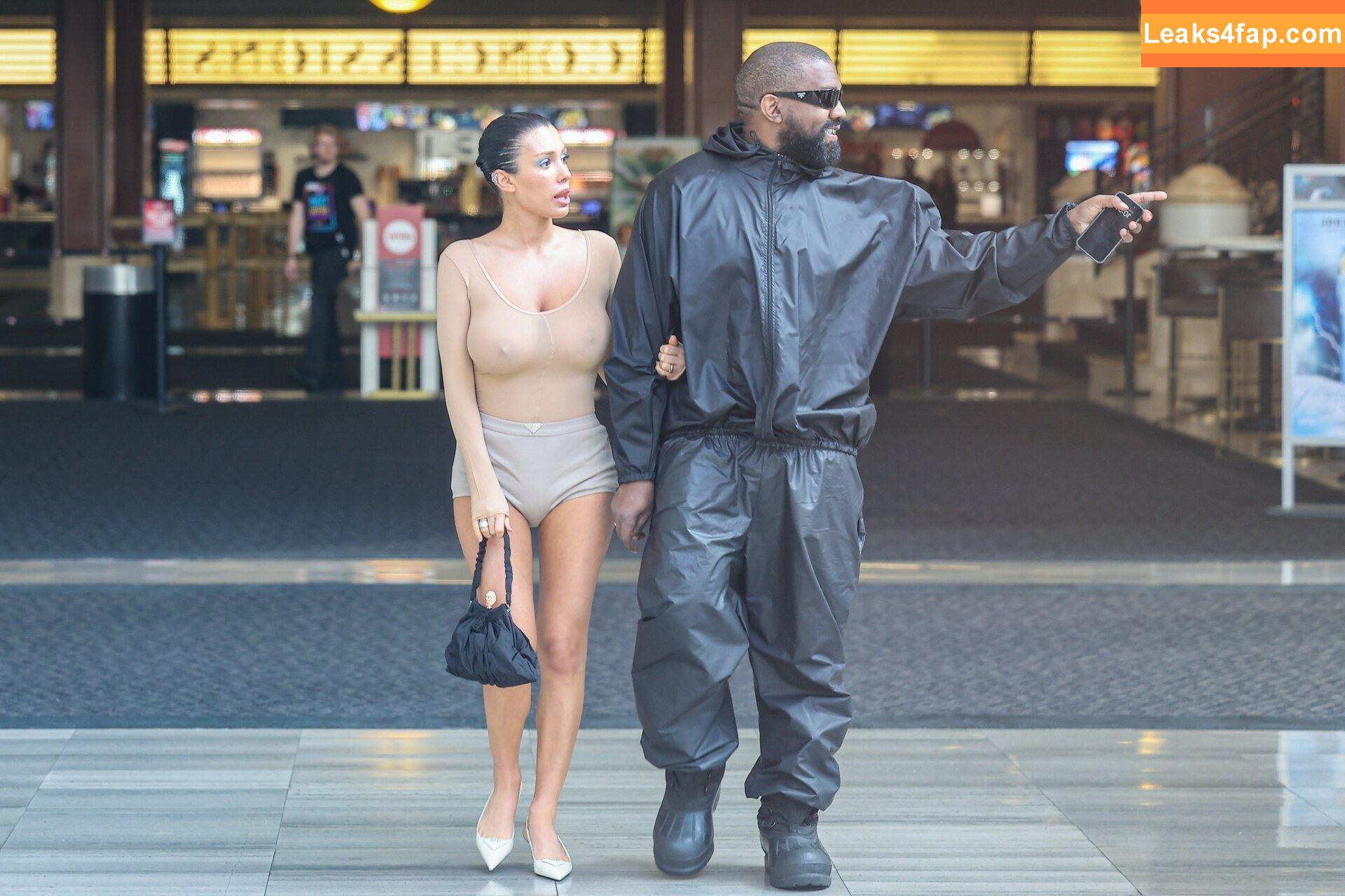 Bianca Censori / bianca.censori_official / biancacensori_official слитое фото фото #0274