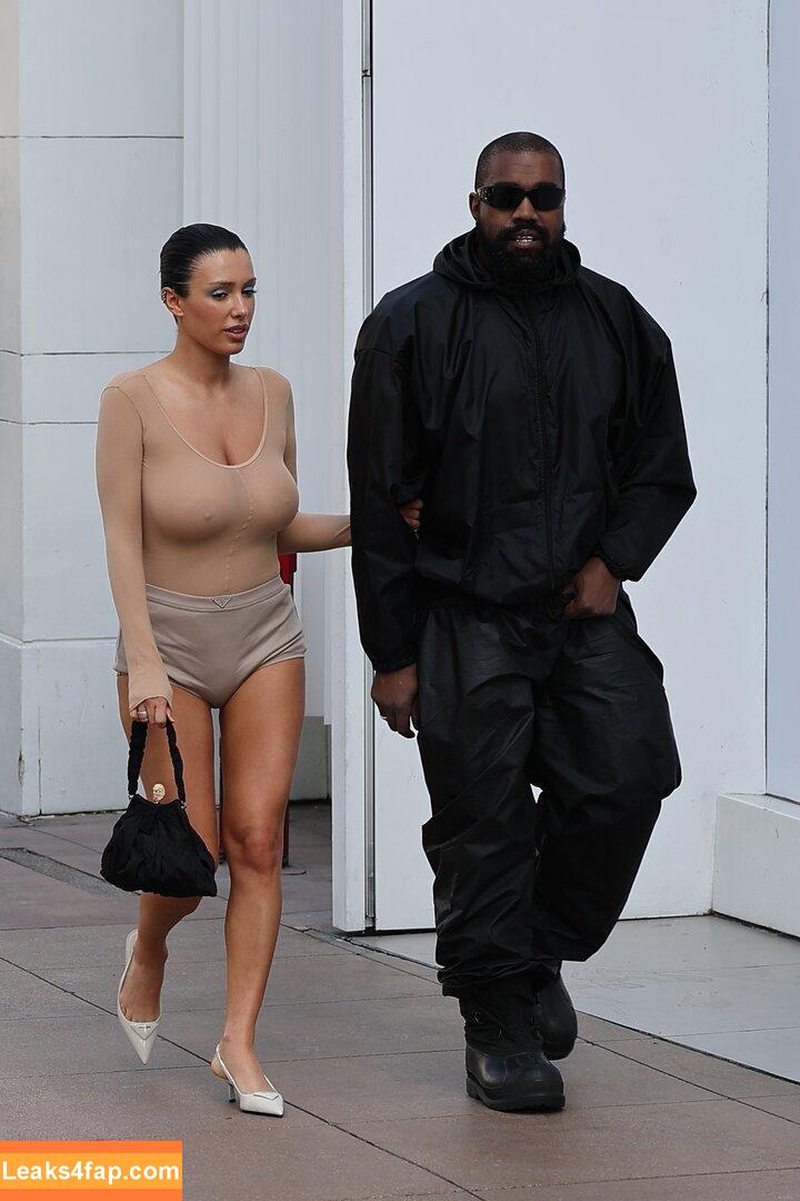 Bianca Censori / bianca.censori_official / biancacensori_official слитое фото фото #0288