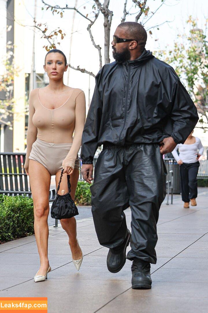 Bianca Censori / bianca.censori_official / biancacensori_official слитое фото фото #0306