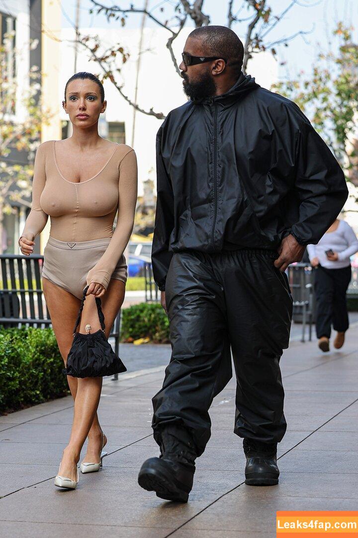 Bianca Censori / bianca.censori_official / biancacensori_official слитое фото фото #0308