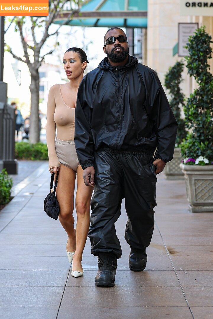 Bianca Censori / bianca.censori_official / biancacensori_official слитое фото фото #0315