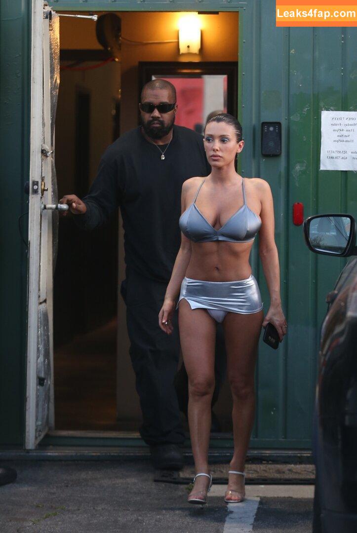 Bianca Censori / bianca.censori_official / biancacensori_official слитое фото фото #0334