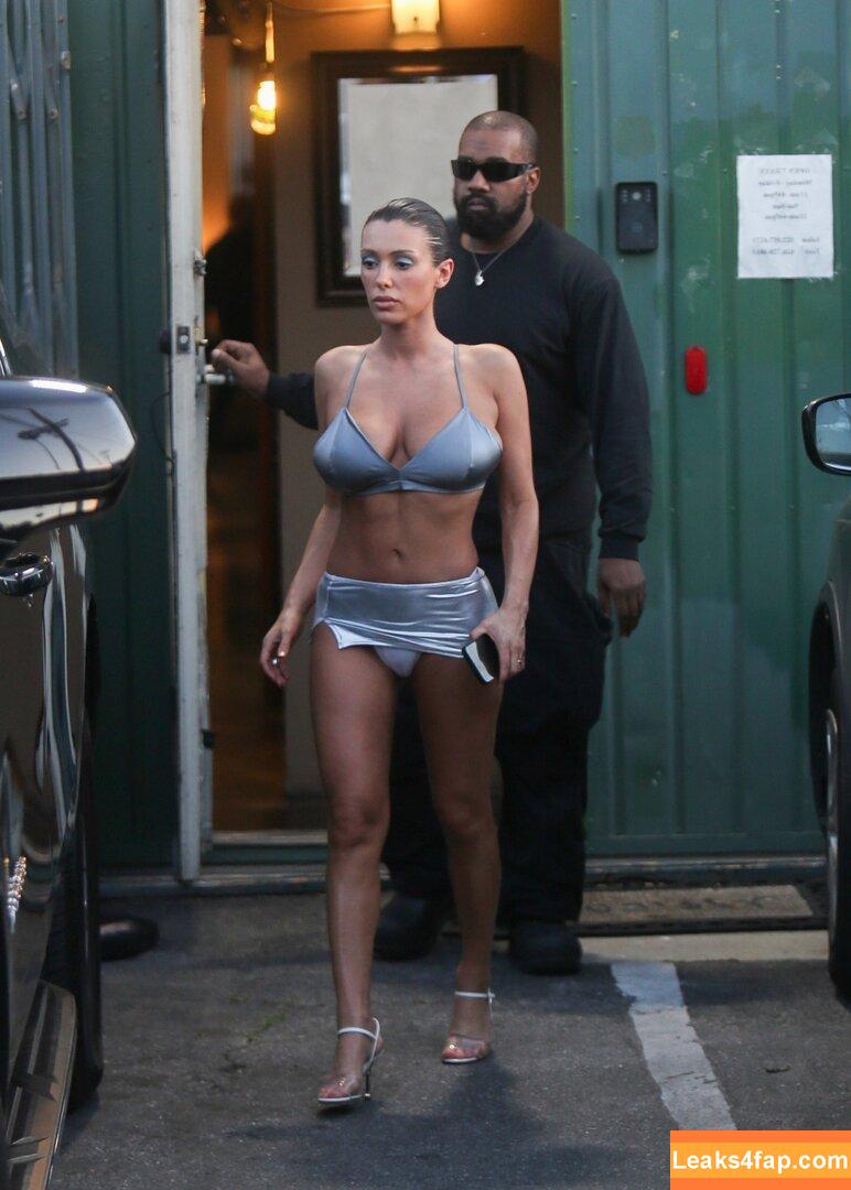 Bianca Censori / bianca.censori_official / biancacensori_official слитое фото фото #0344