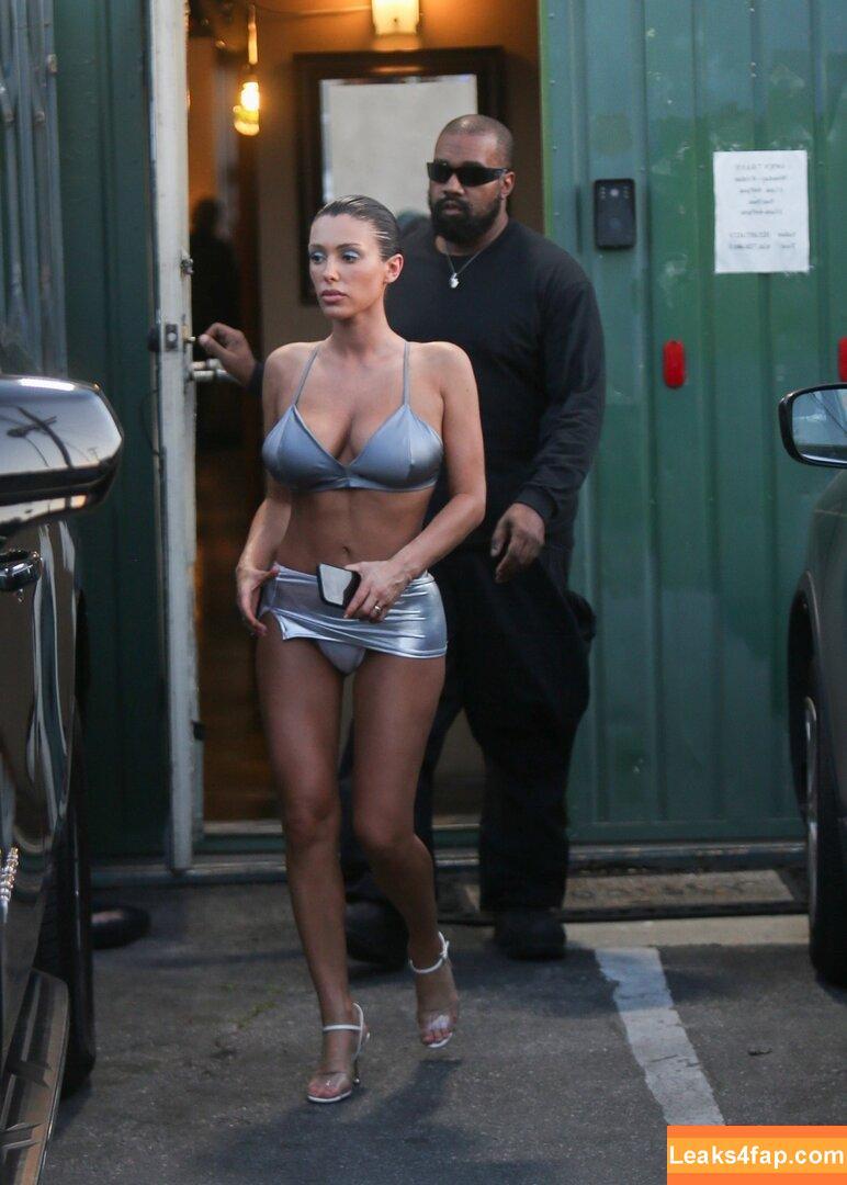 Bianca Censori / bianca.censori_official / biancacensori_official слитое фото фото #0347