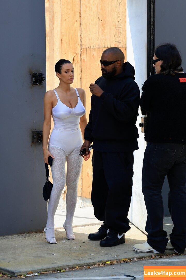 Bianca Censori / bianca.censori_official / biancacensori_official слитое фото фото #0364