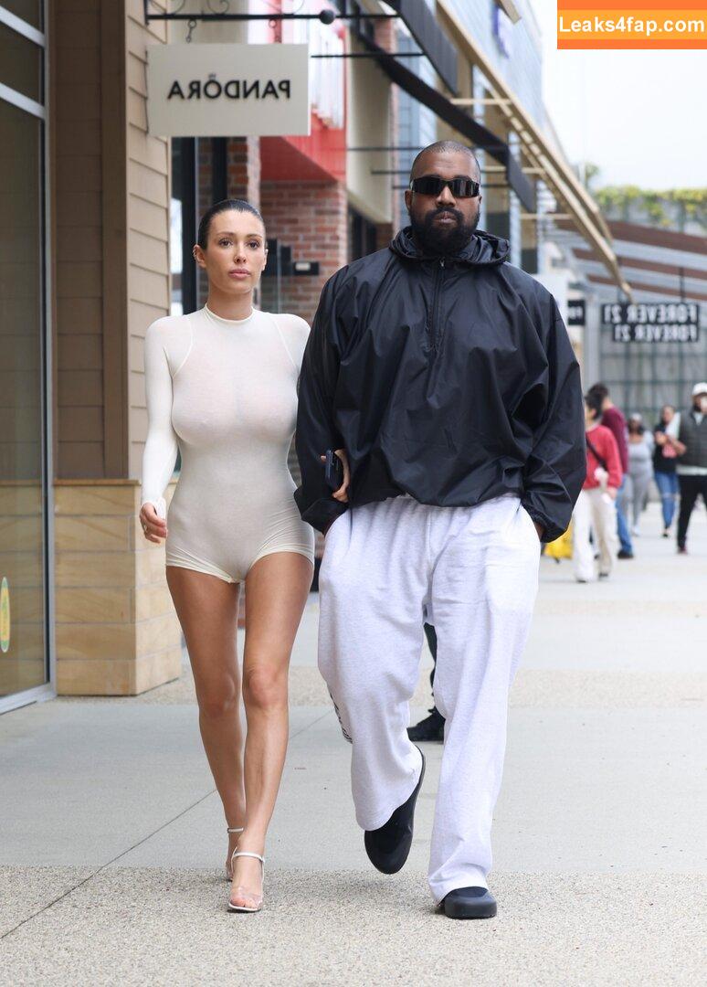 Bianca Censori / bianca.censori_official / biancacensori_official слитое фото фото #0406