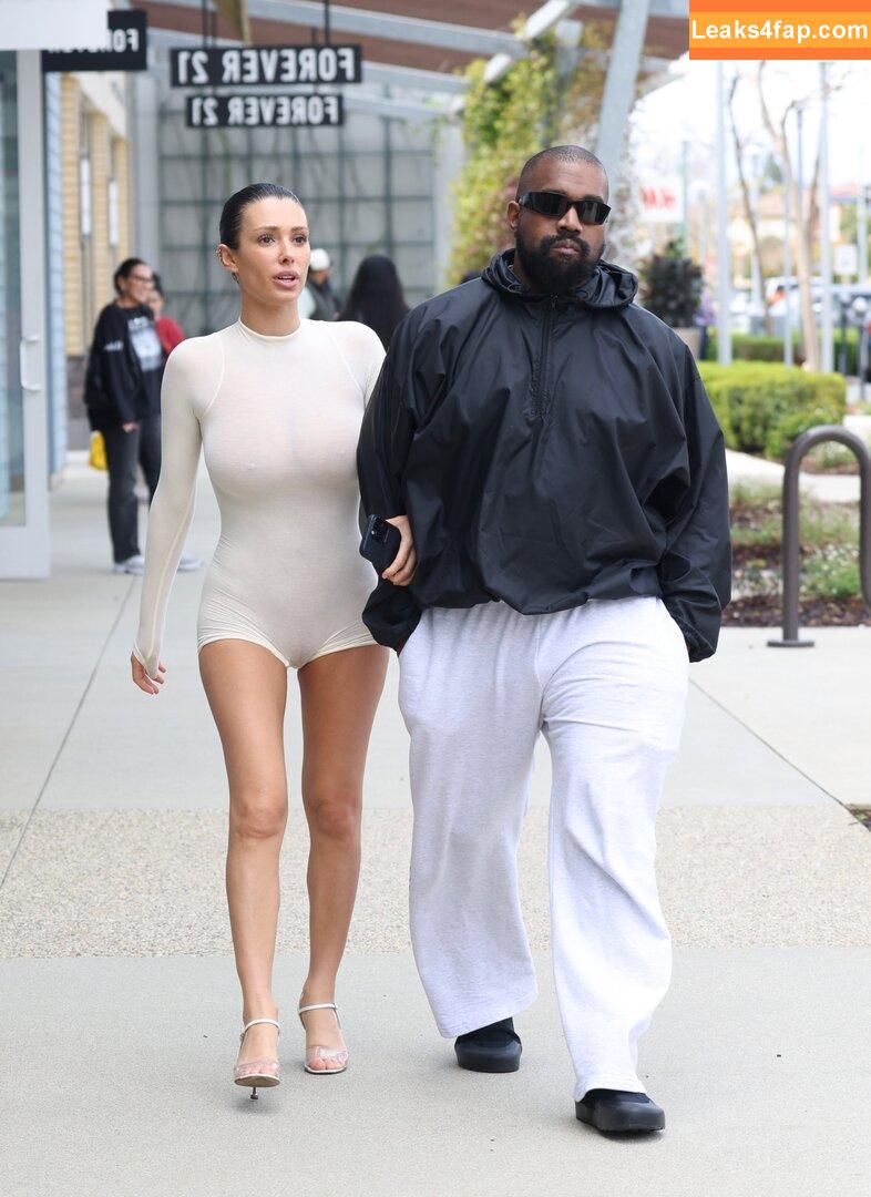 Bianca Censori / bianca.censori_official / biancacensori_official слитое фото фото #0409