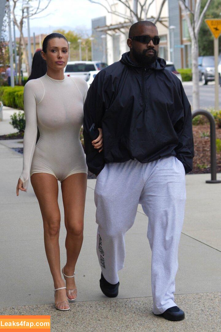 Bianca Censori / bianca.censori_official / biancacensori_official слитое фото фото #0447