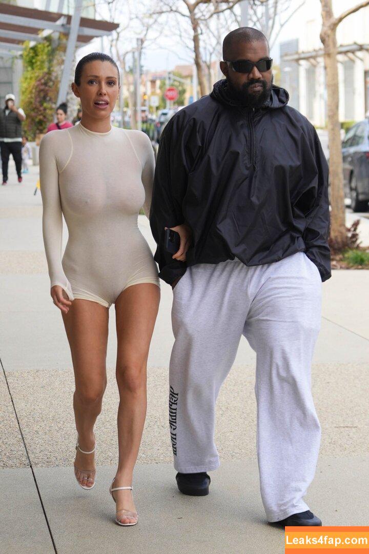 Bianca Censori / bianca.censori_official / biancacensori_official слитое фото фото #0452