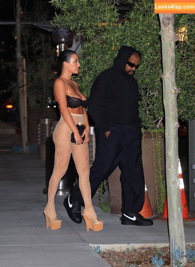 Bianca Censori / bianca.censori_official / biancacensori_official слитое фото фото #0465