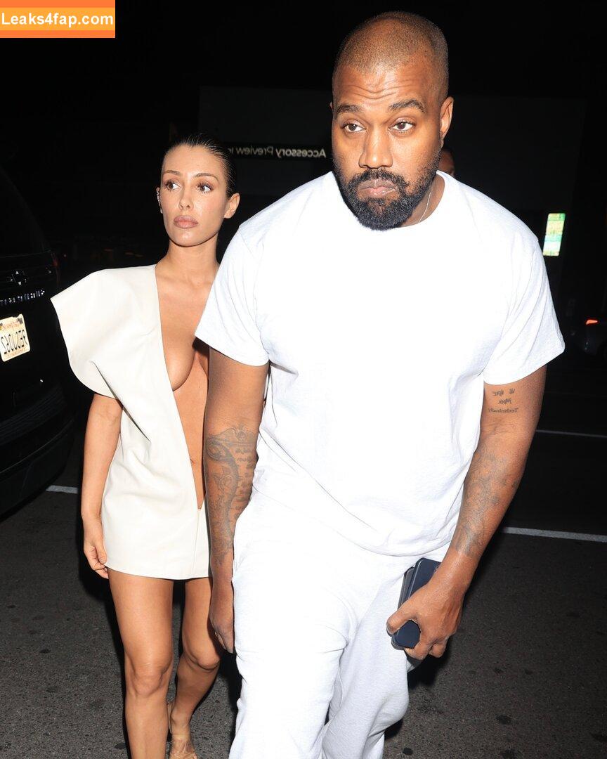 Bianca Censori / bianca.censori_official / biancacensori_official слитое фото фото #0491