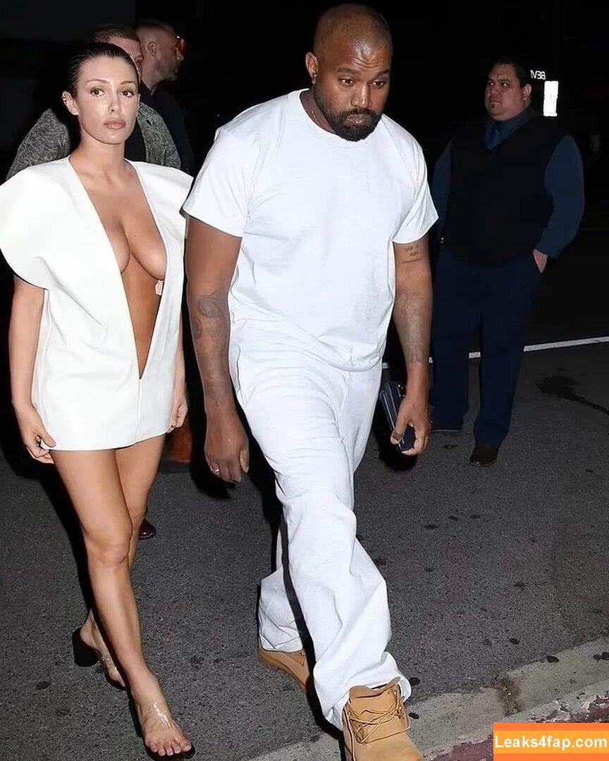 Bianca Censori / bianca.censori_official / biancacensori_official слитое фото фото #0509