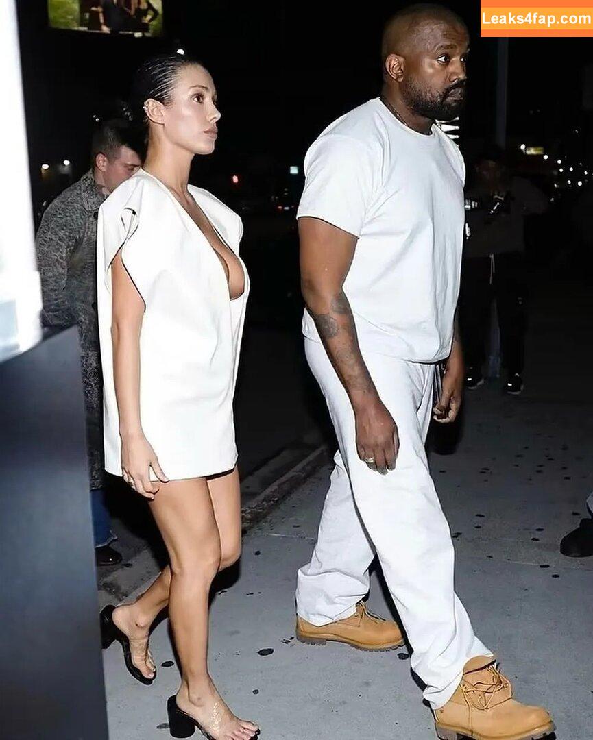 Bianca Censori / bianca.censori_official / biancacensori_official leaked photo photo #0511