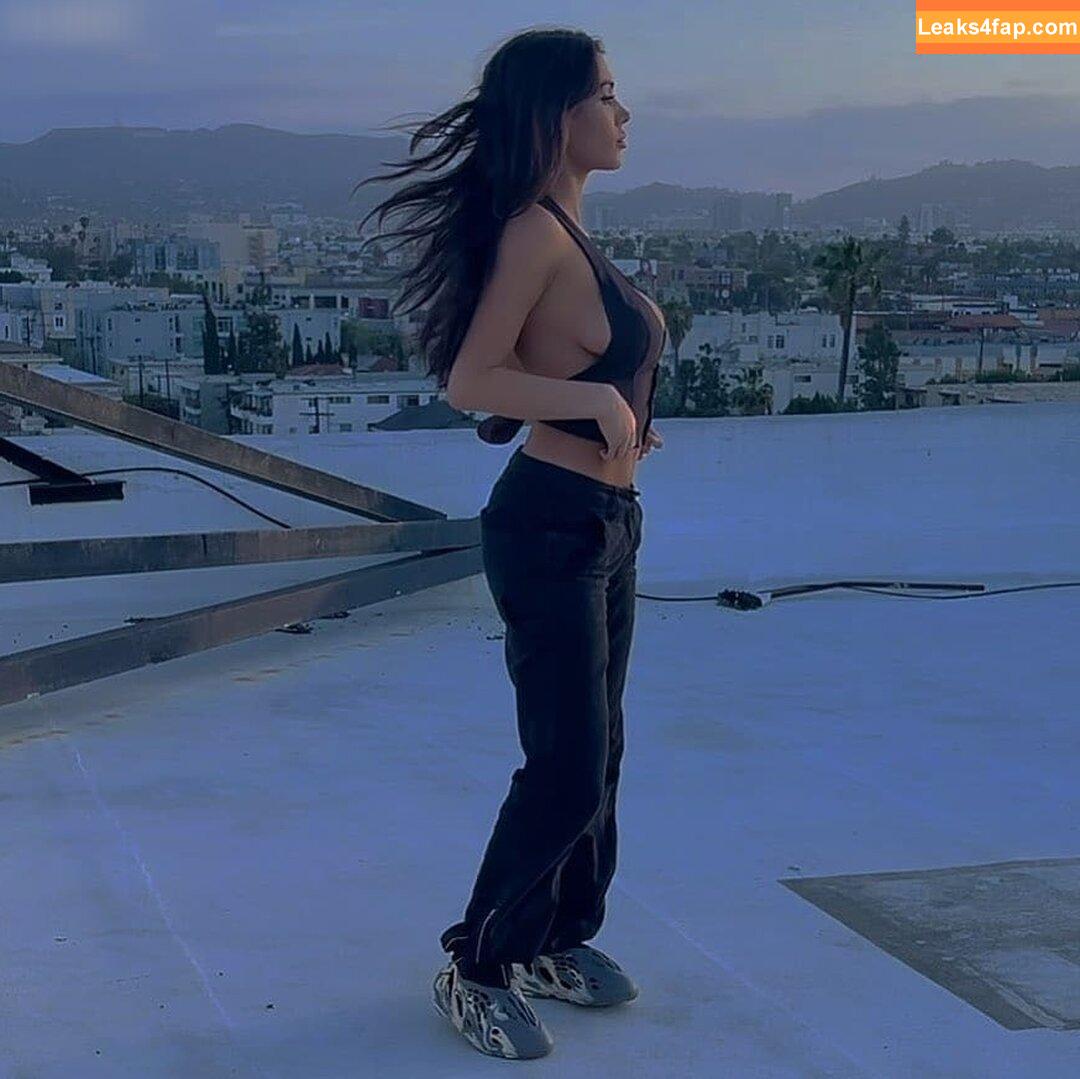 Bianca Censori / bianca.censori_official / biancacensori_official слитое фото фото #0549