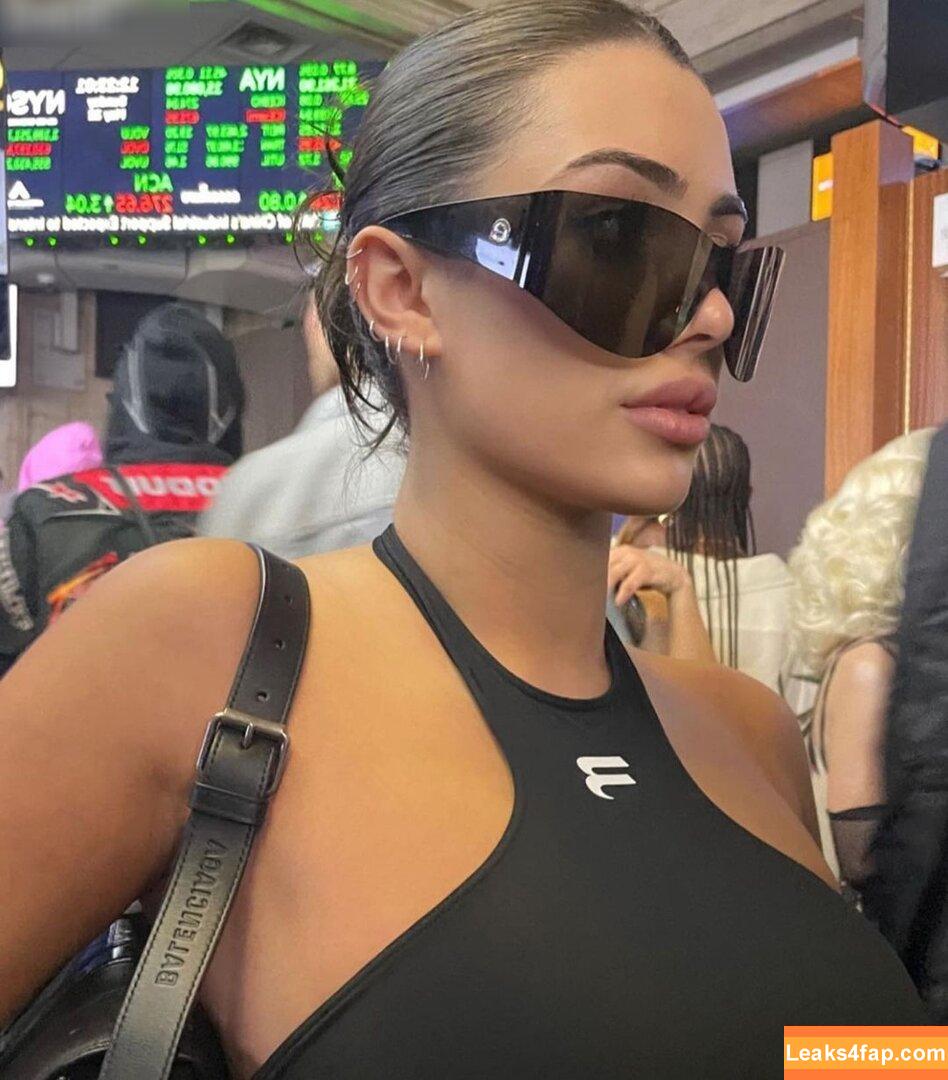 Bianca Censori / bianca.censori_official / biancacensori_official слитое фото фото #0561