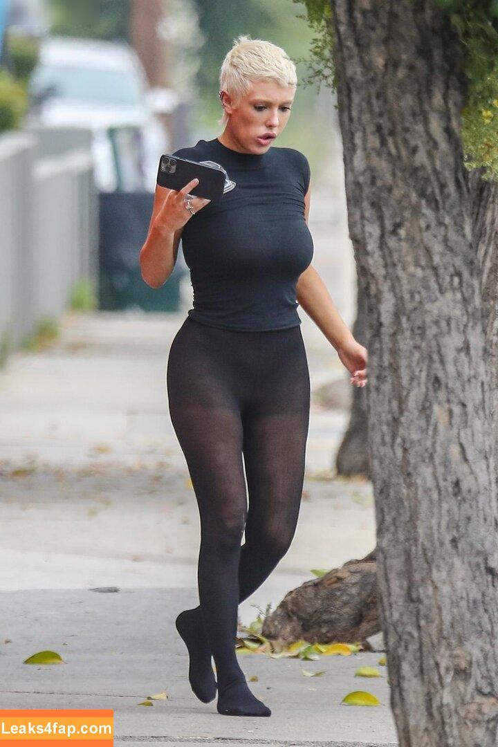 Bianca Censori / bianca.censori_official / biancacensori_official слитое фото фото #0565