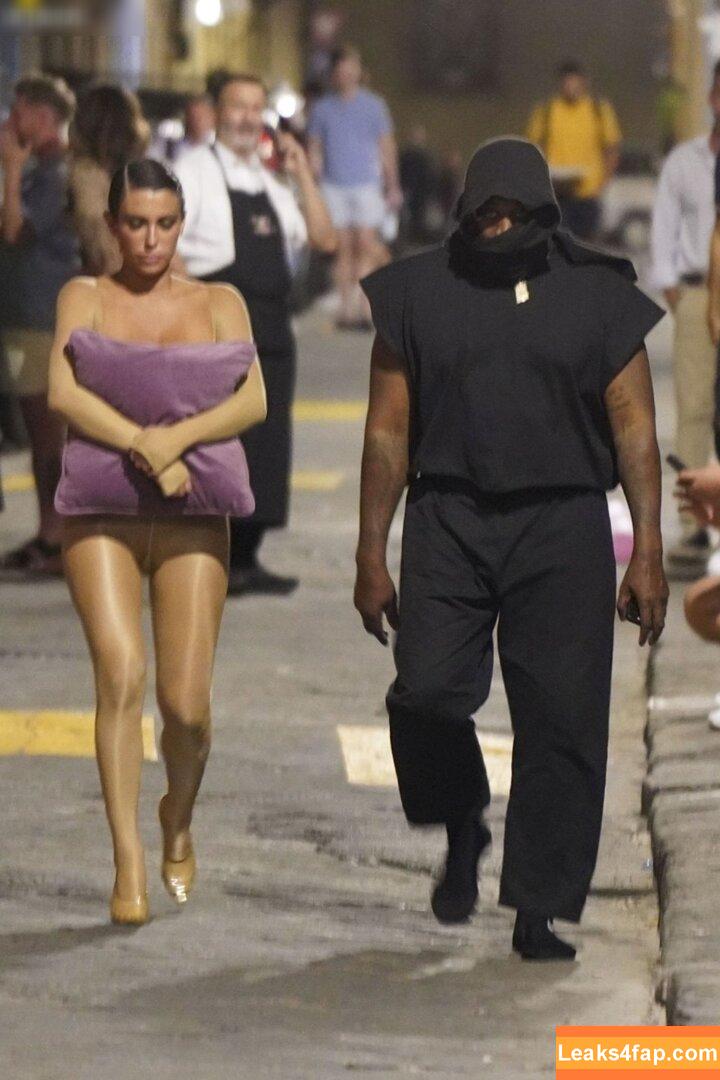 Bianca Censori / bianca.censori_official / biancacensori_official слитое фото фото #0602