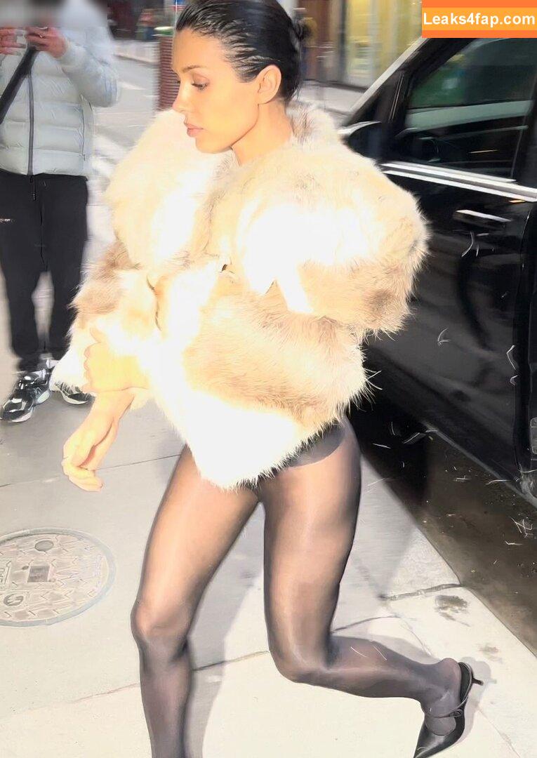 Bianca Censori / bianca.censori_official / biancacensori_official слитое фото фото #0701