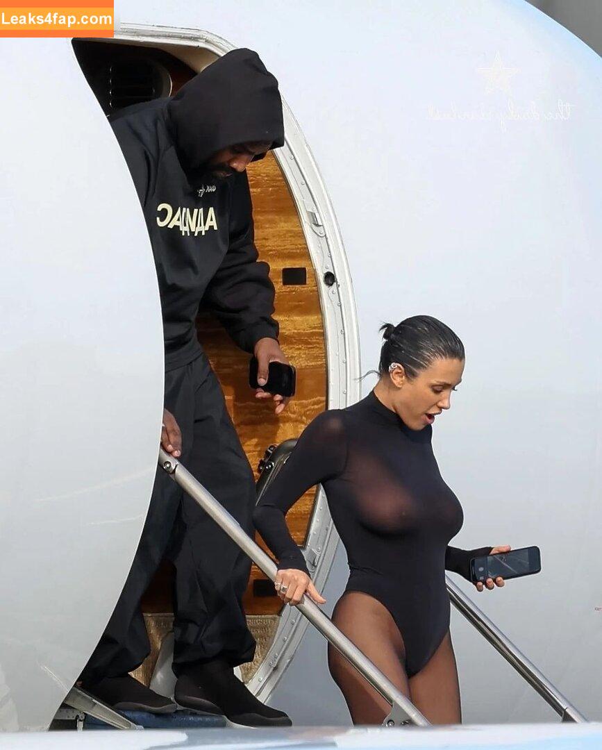 Bianca Censori / bianca.censori_official / biancacensori_official слитое фото фото #0754