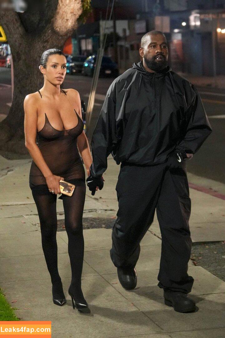 Bianca Censori / bianca.censori_official / biancacensori_official слитое фото фото #0769