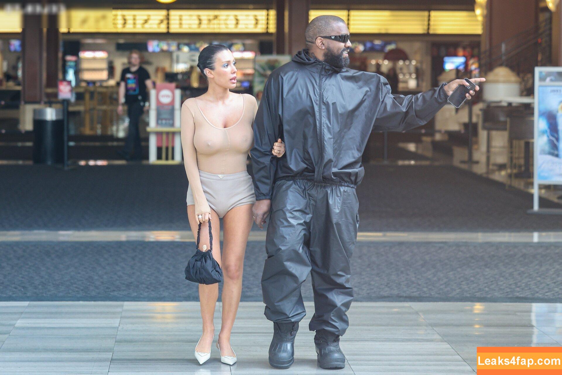 Bianca Censori / bianca.censori_official / biancacensori_official слитое фото фото #0772